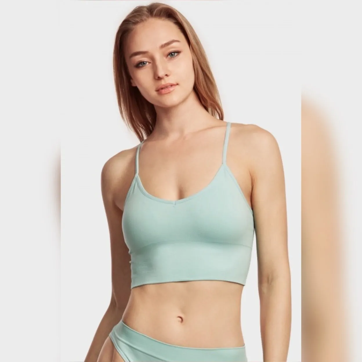 3-Pack: Women's Breathable Seamless Spaghetti Strap Sports Bra