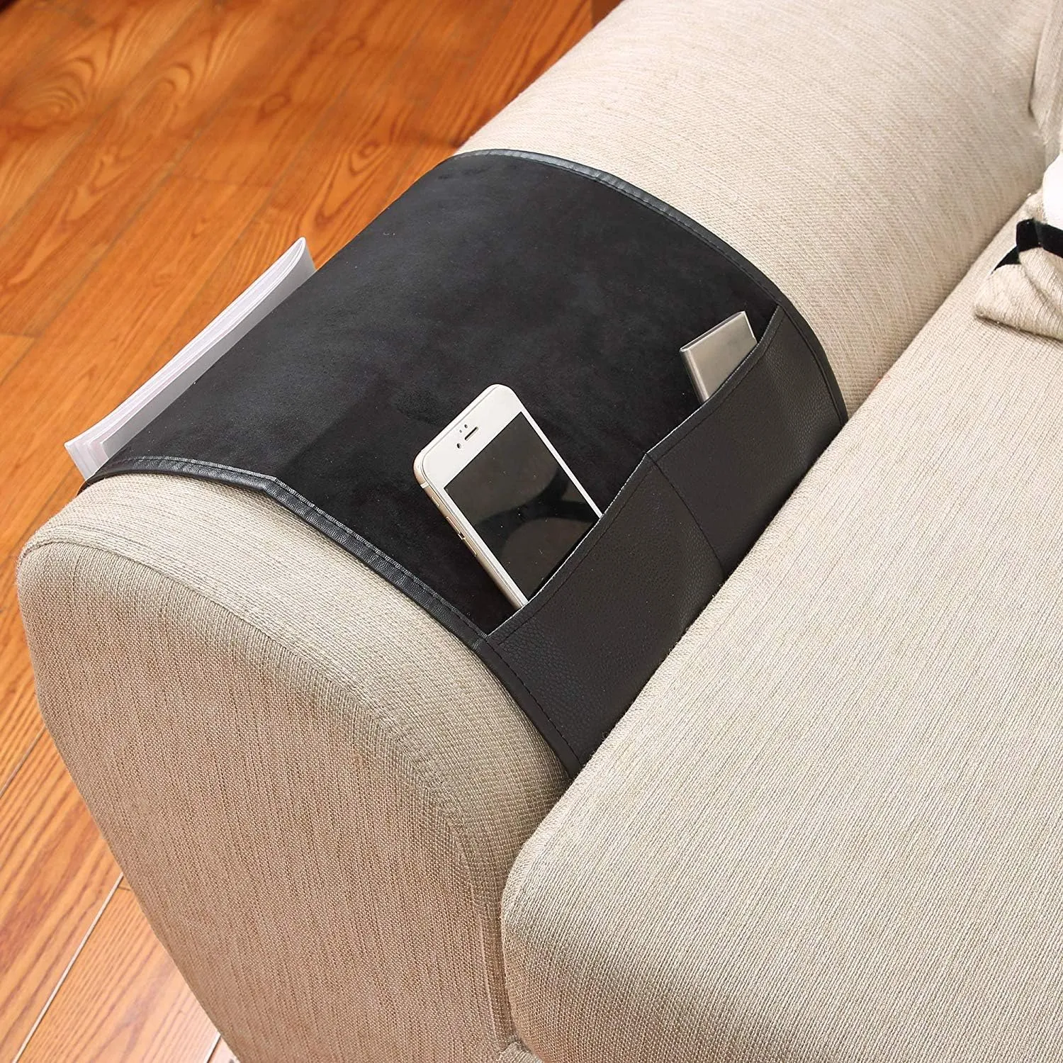 5 Pockets TV Remote Control Holder Couch Sofa Tray Armrest Organiser Oxford Chair Couch Caddy Sofa Armrest Bag Bedside Storage Hanging Organiser for Magazine Books Snack Mobile DVD Cellphone (PU-B)