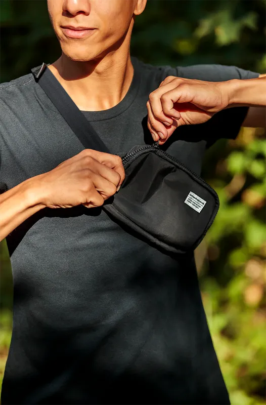 Amphipod R3 Express™ Convertible Pack (221)
