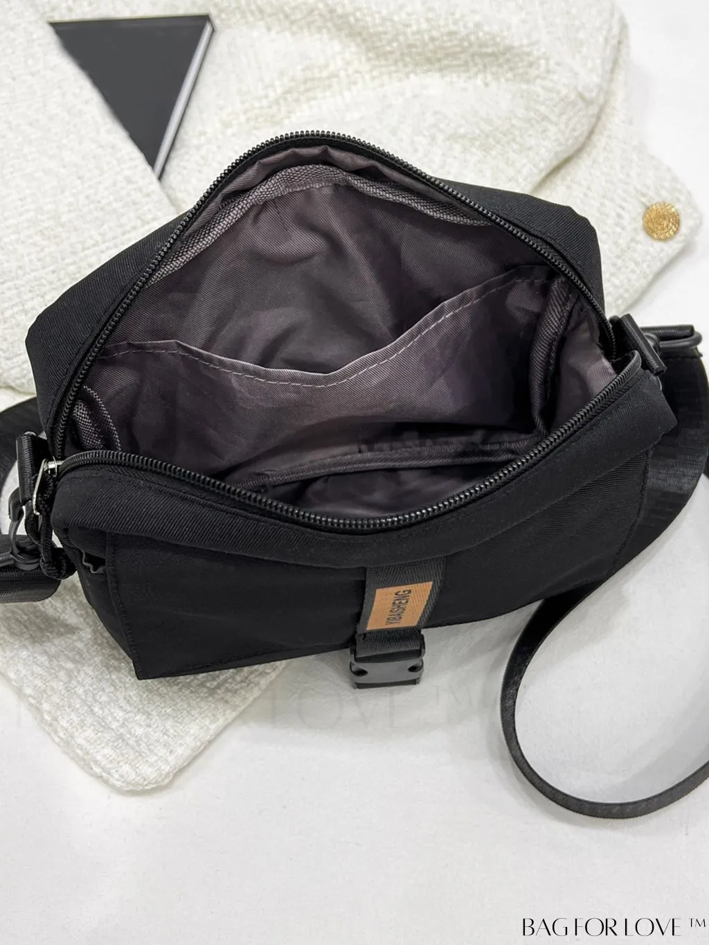 BagForLove - Gender-Neutral Shoulder Bag with Stylish Letter Print