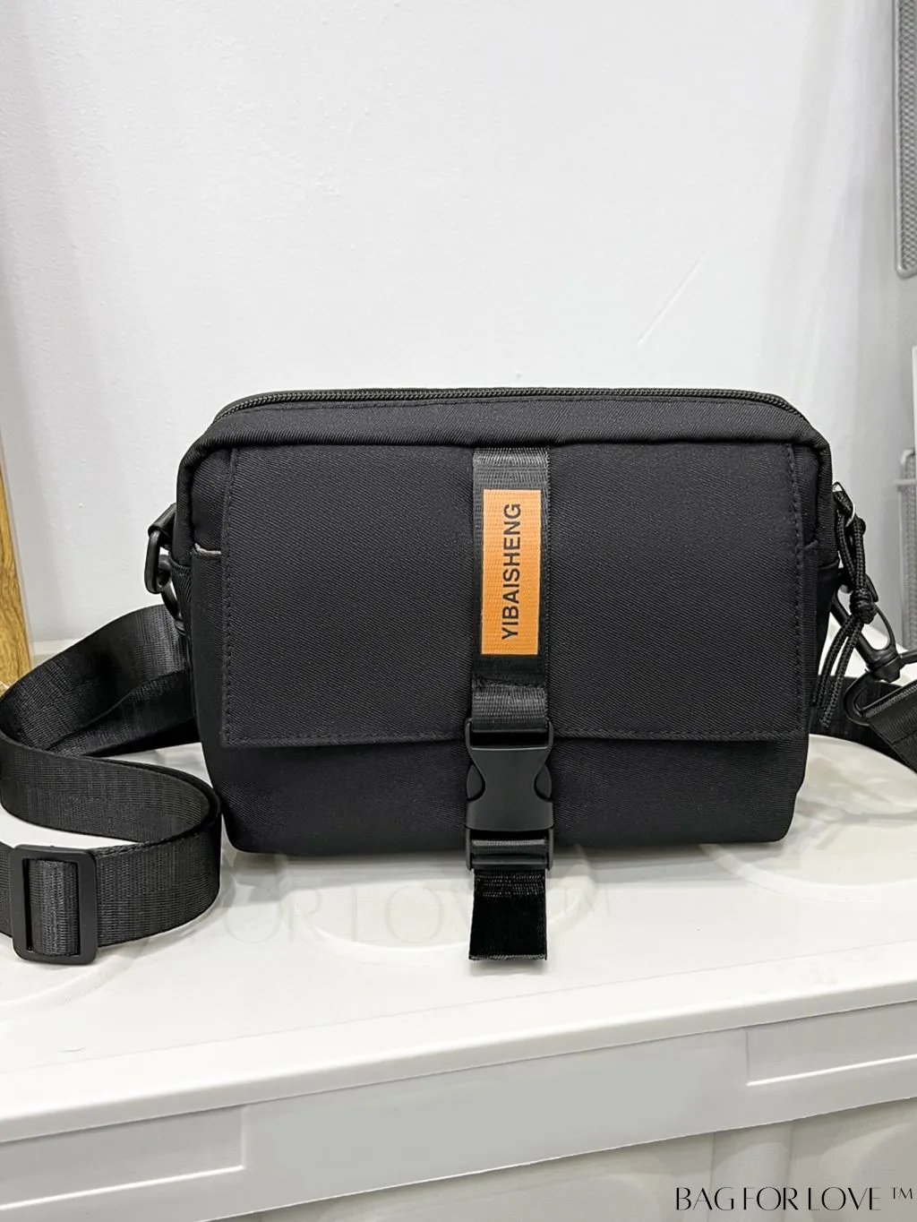 BagForLove - Gender-Neutral Shoulder Bag with Stylish Letter Print