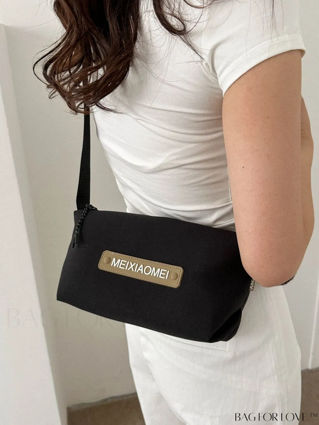 BagForLove - Stylish Lightweight Summer Handbag - Chic Womens Commuter Crossbody Bag with Shoulder Strap