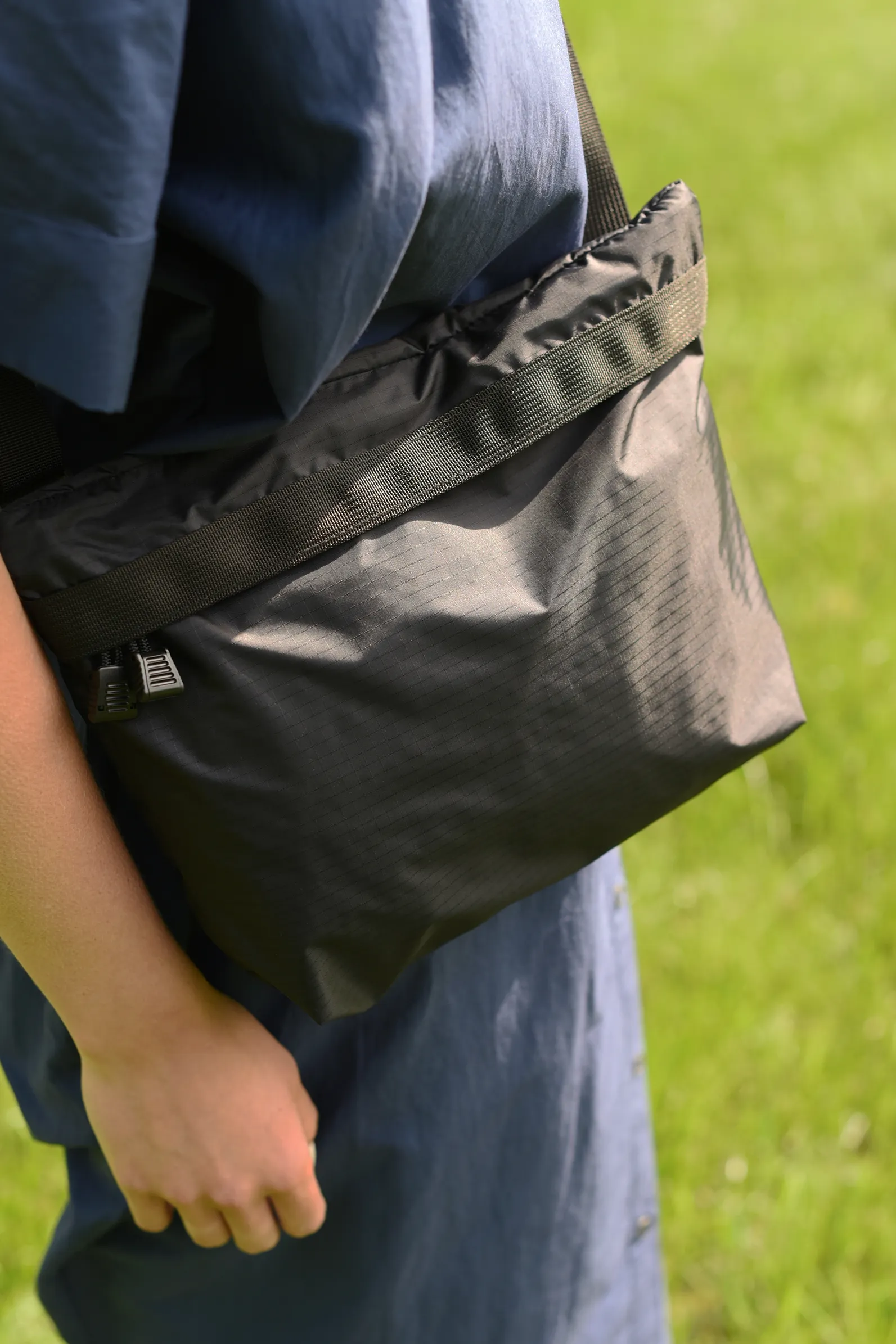 BLACK/BLACK (RN-CR-01)
