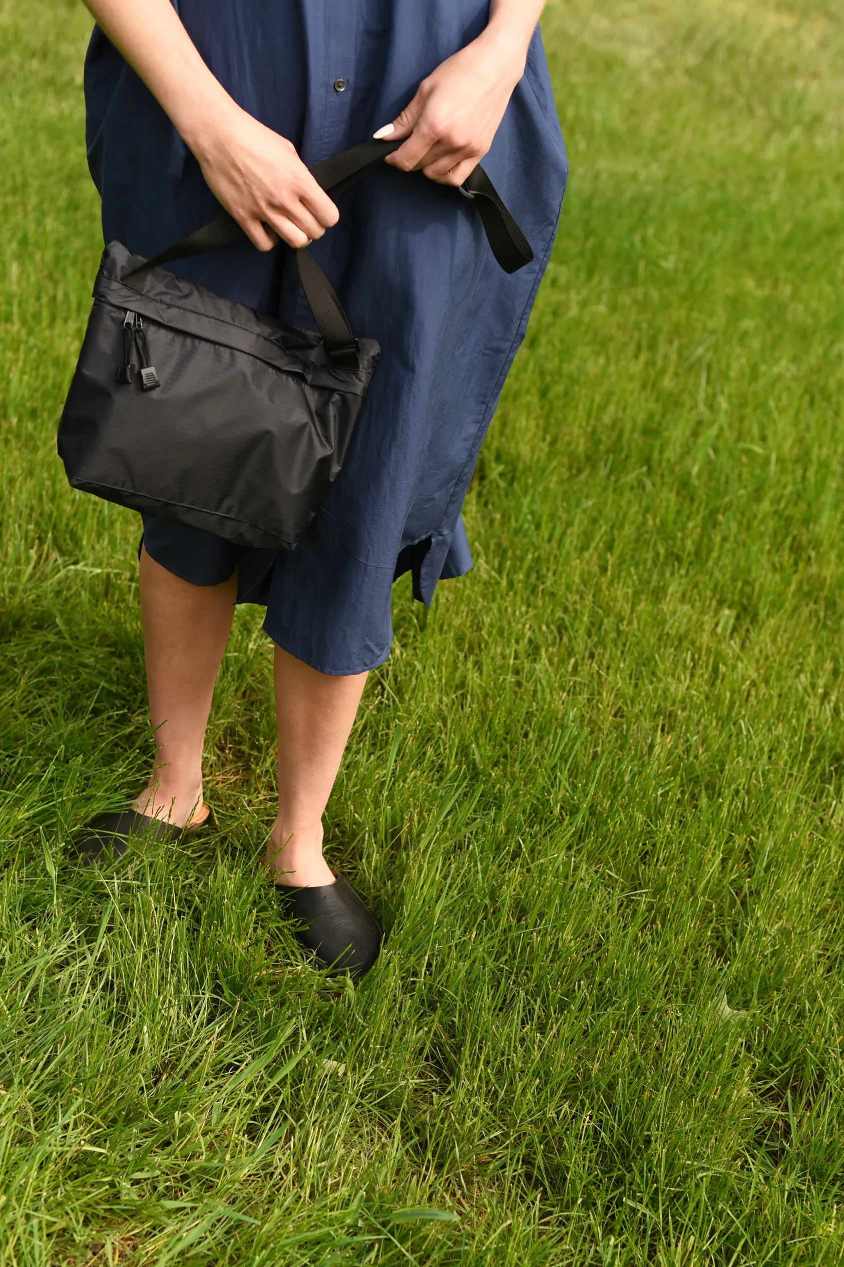 BLACK/BLACK (RN-CR-01)