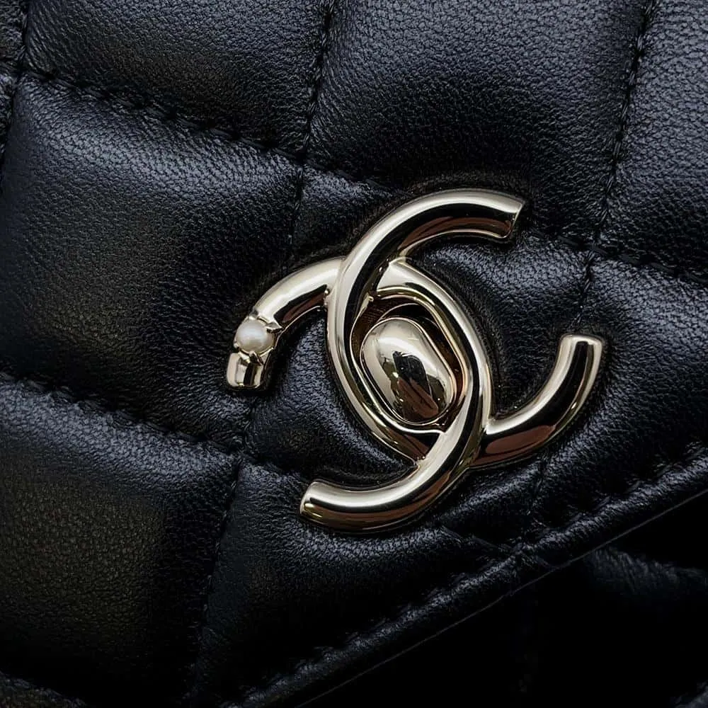 CHANEL Costume Pearl Chain Wallet BlackAP3952 Lambskin