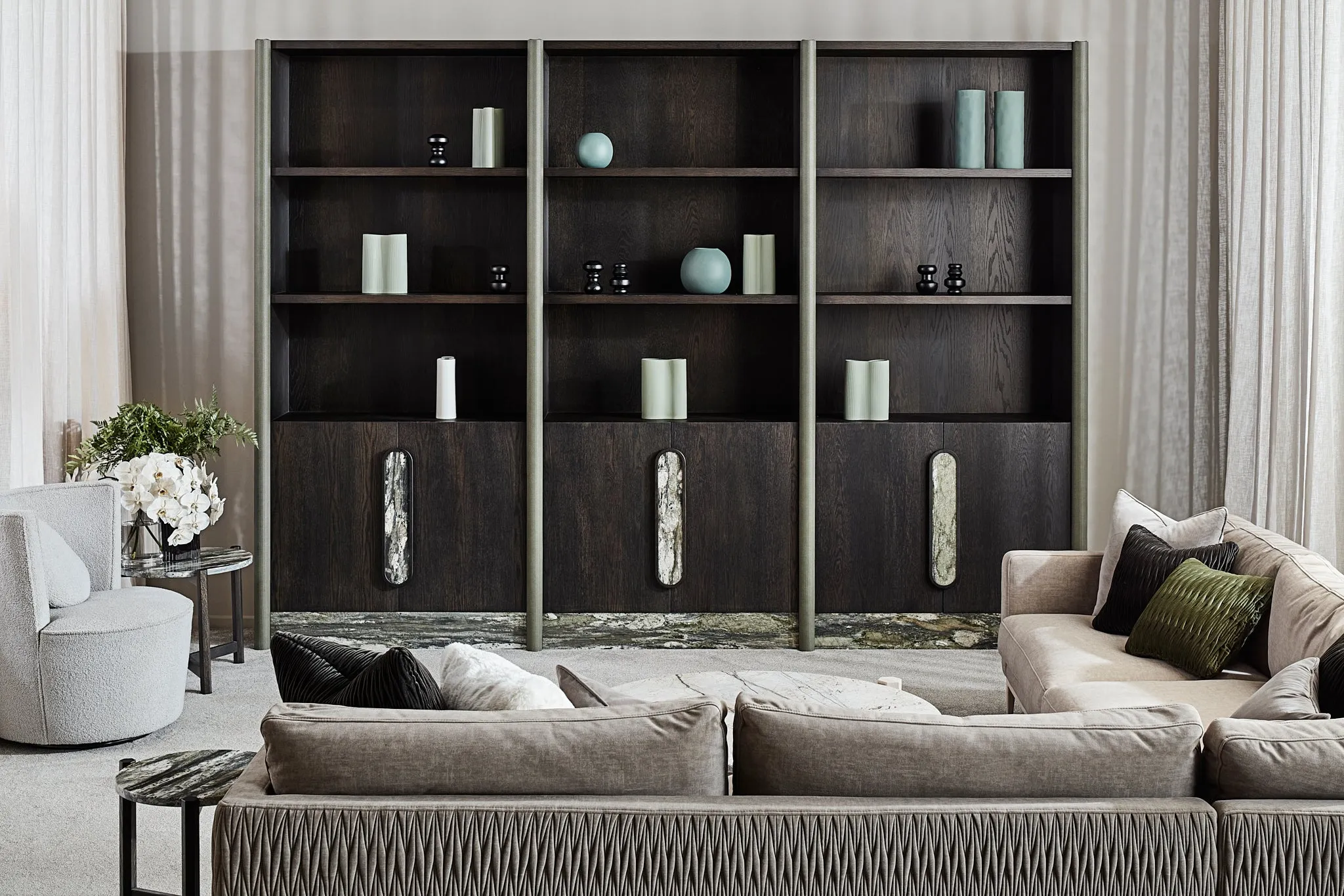 Contour Wall Unit