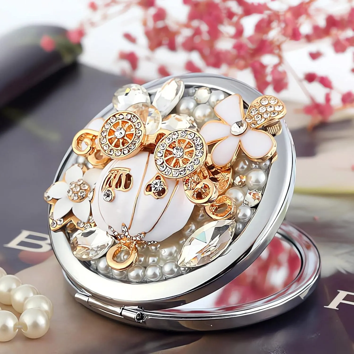Cute Compact Mirror Pumpkin Coach Small Mirror Girl's Gift Travel Mirror 1x/2x Magnification Travel Makeup Mirror (Pumpkin Coach)