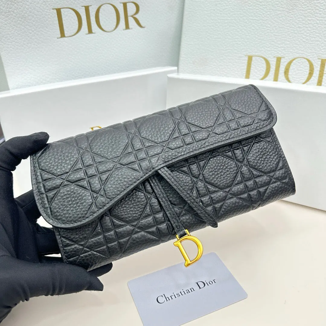 DR366 Dior Dahlia Wallet / 7.4x4.1x1.3inch