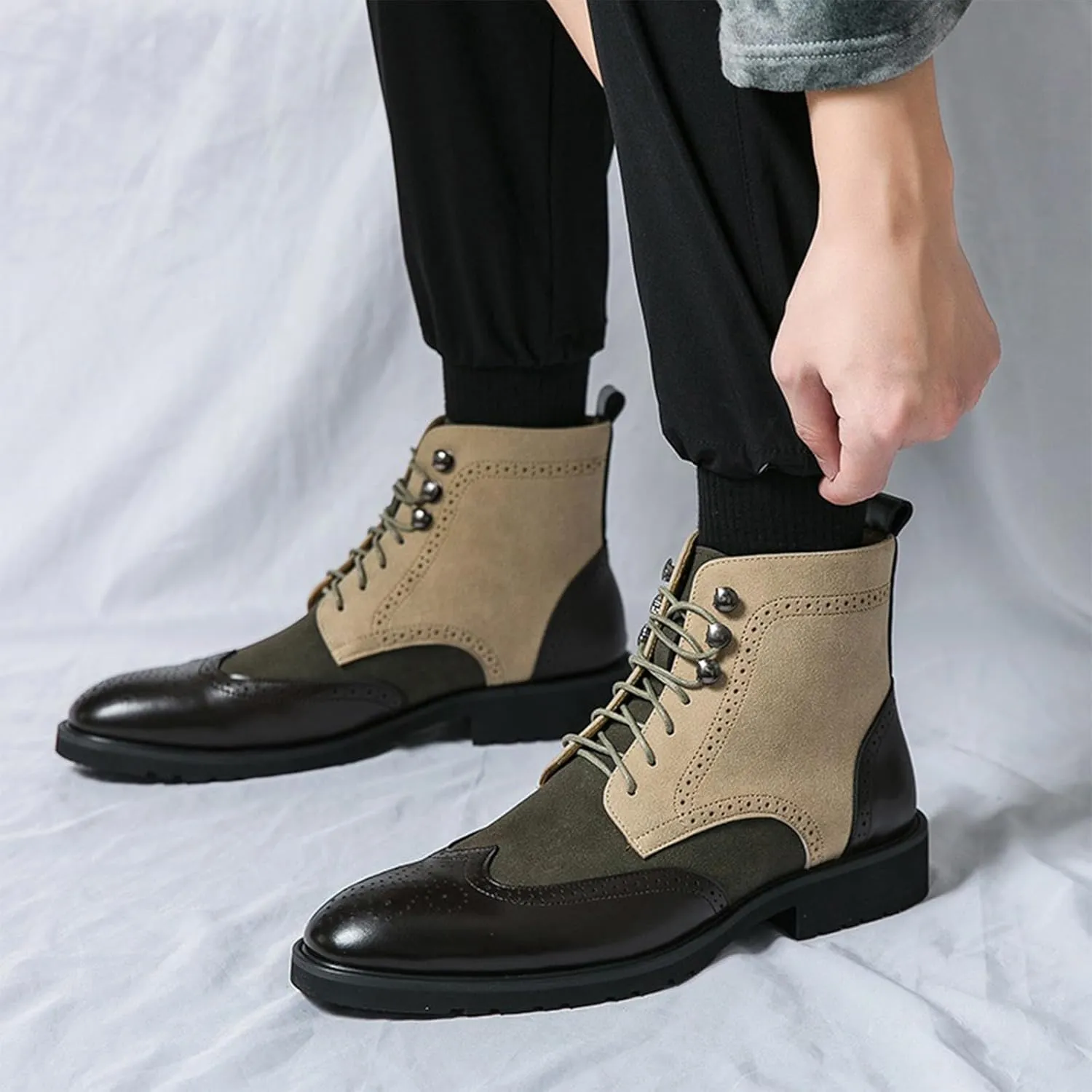 Ephirebra Men's Leather Brogue Wingtips Lace-Up Dress Oxford Boots Comfortable Non-Slip Pointed Toe High-Top Retro Ankle Boots