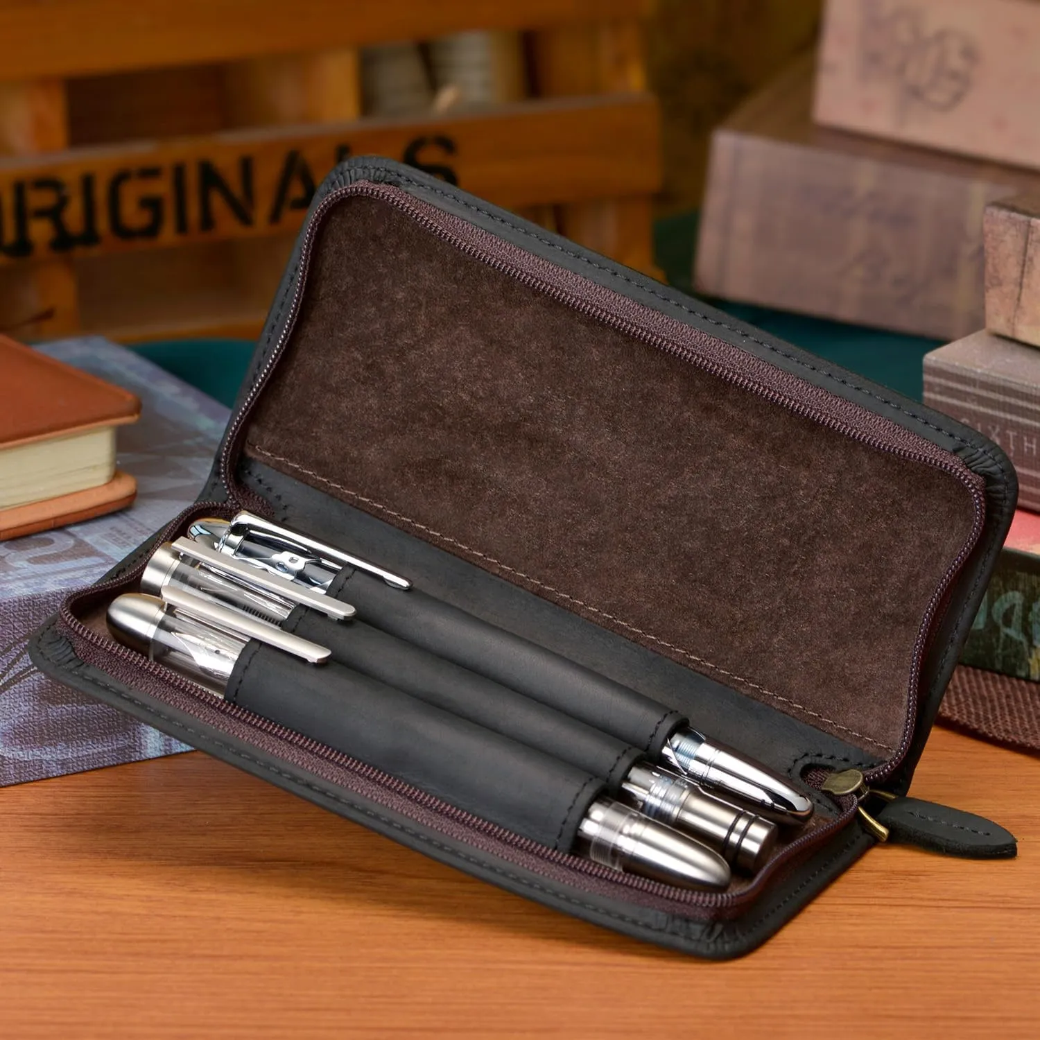 Fountain Pen Case 3 Divided Slots Crazy Horse Leather Pen Holder, Handmade Display Zippered Pouch for Rollerball Pen-Black