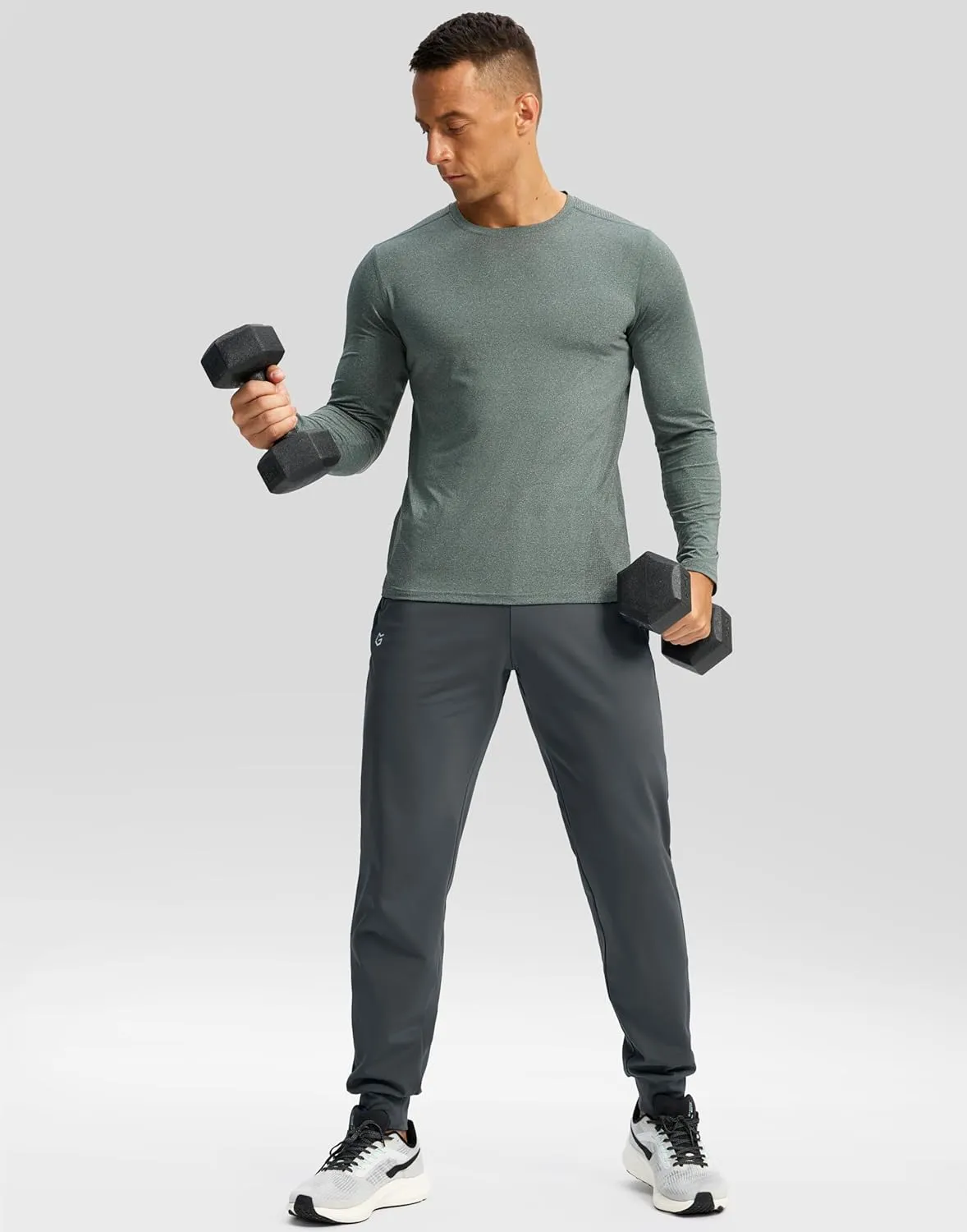 G Gradual Men's Fleece Joggers with Zipper Pockets Winter Warm Pants Water Resistant Athletic Workout Gym Sweatpants for Men