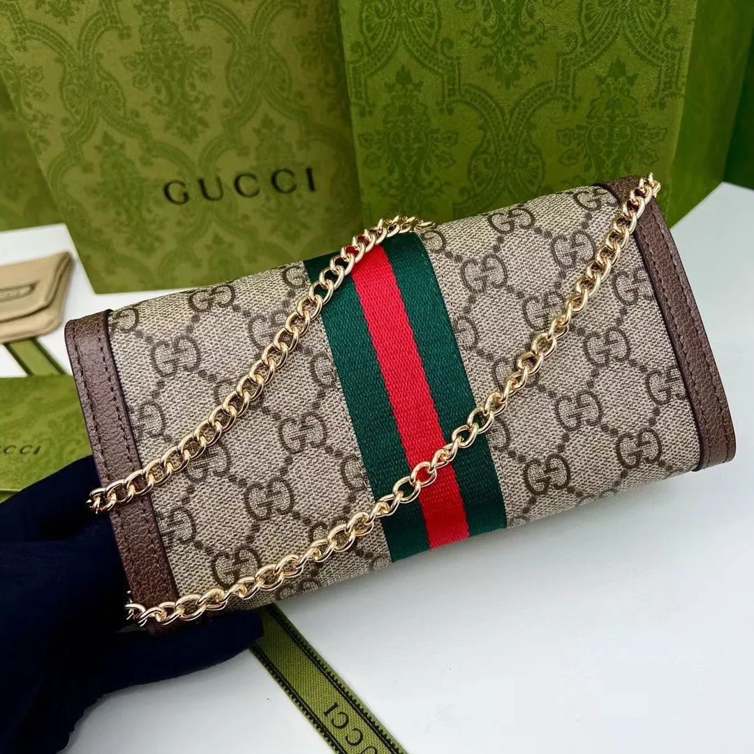 GC614 Ophidia GG Chain Wallet / 7.5"W x 4"H x 1.5"D