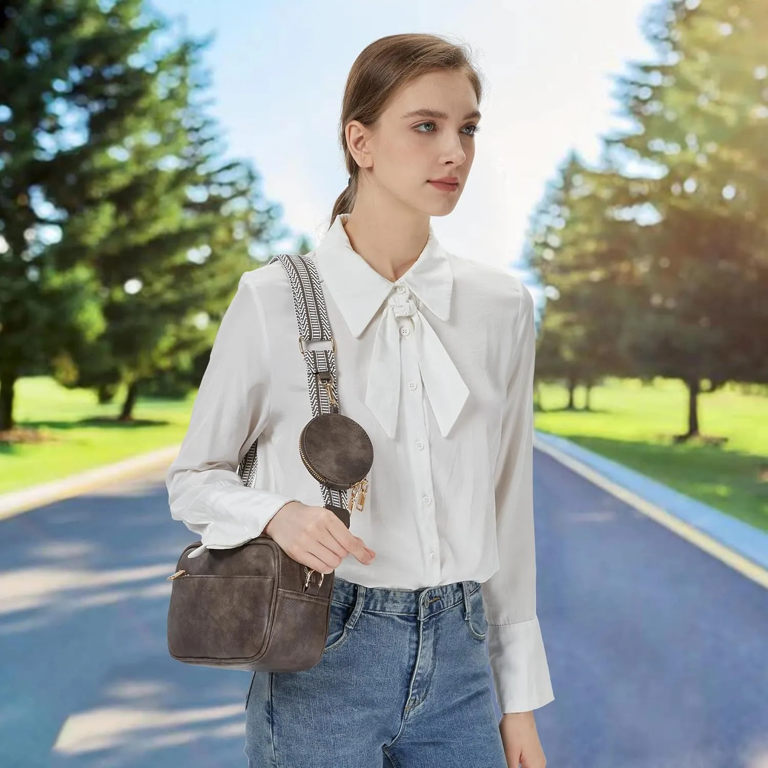 Kseymeir Small Shoulder Crossbody Bag for Women Vegan Leather Handbag Purse Triple Zip Wallet Purse Trendy Bag