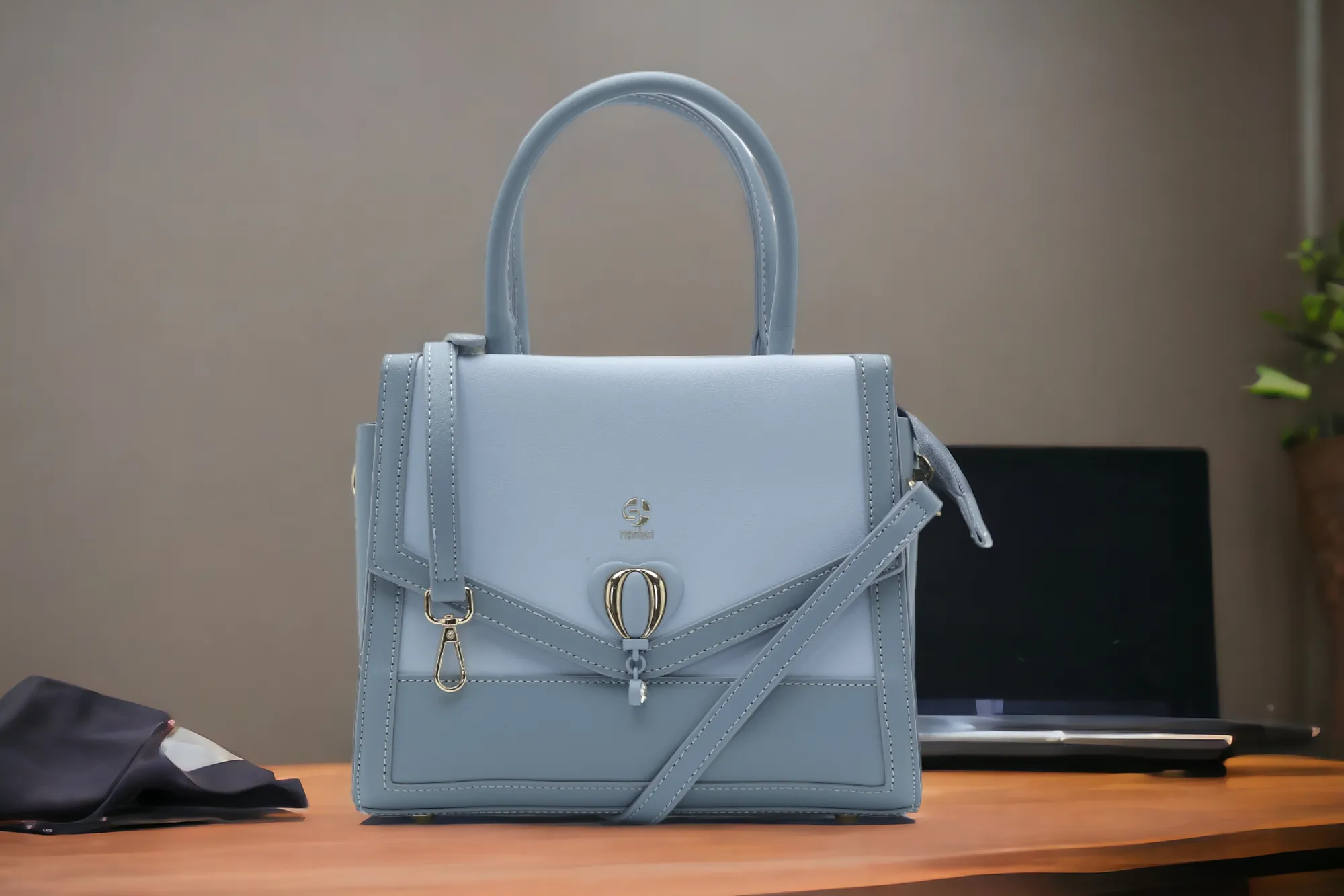 Ladies Premium Convertible Handheld Bag 38241