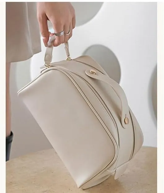 New internet celebrity cosmetics storage bag, pillow wash bag, high-end makeup bag
