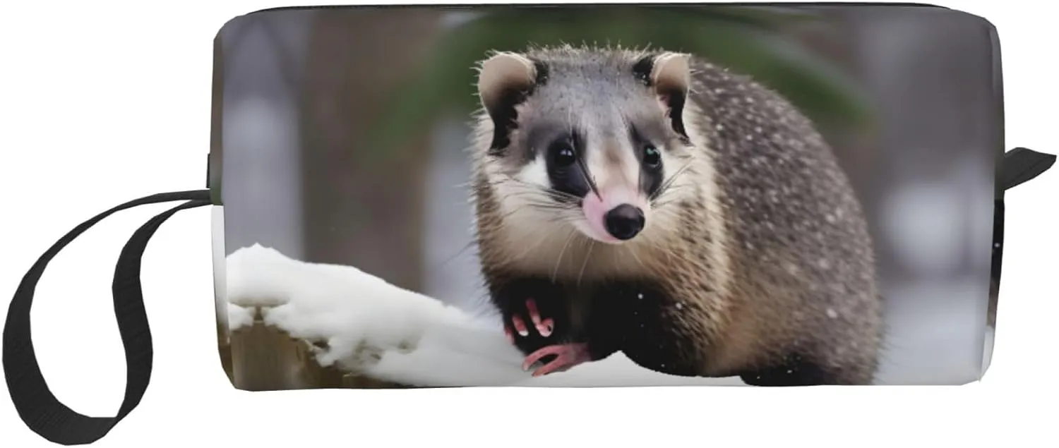Opossum In Snow print print Travel Cosmetic Bag Gifts for Women Portable Make Up Bags for Women Mother Sister