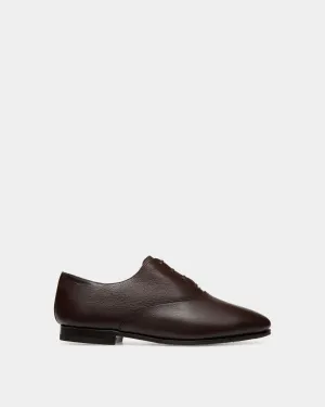 Plume Oxford in Brown Grained Leather