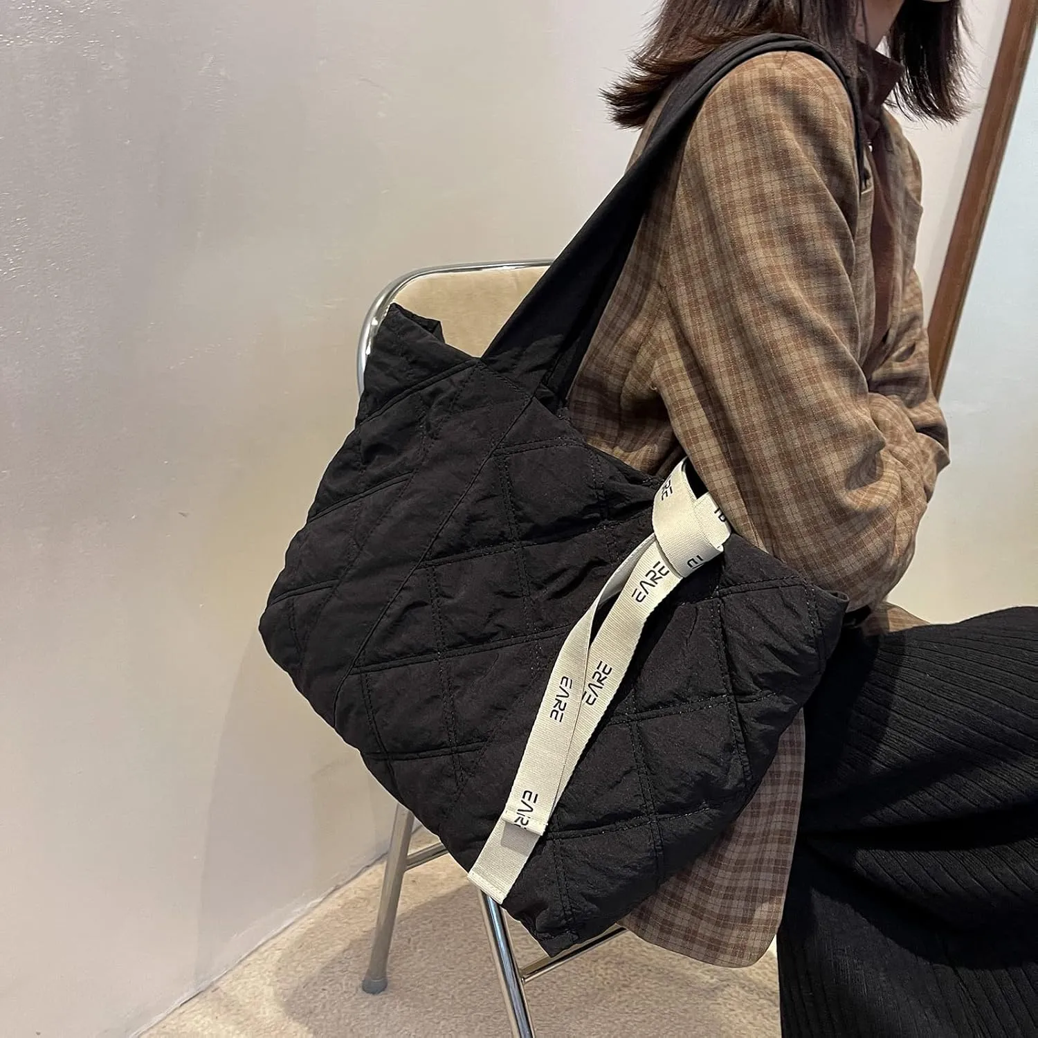 Puffer Quilted Tote Bag for Women Puffy Padded Crossbody Purse Soft Lightweight Shoulder Bag with Zipper