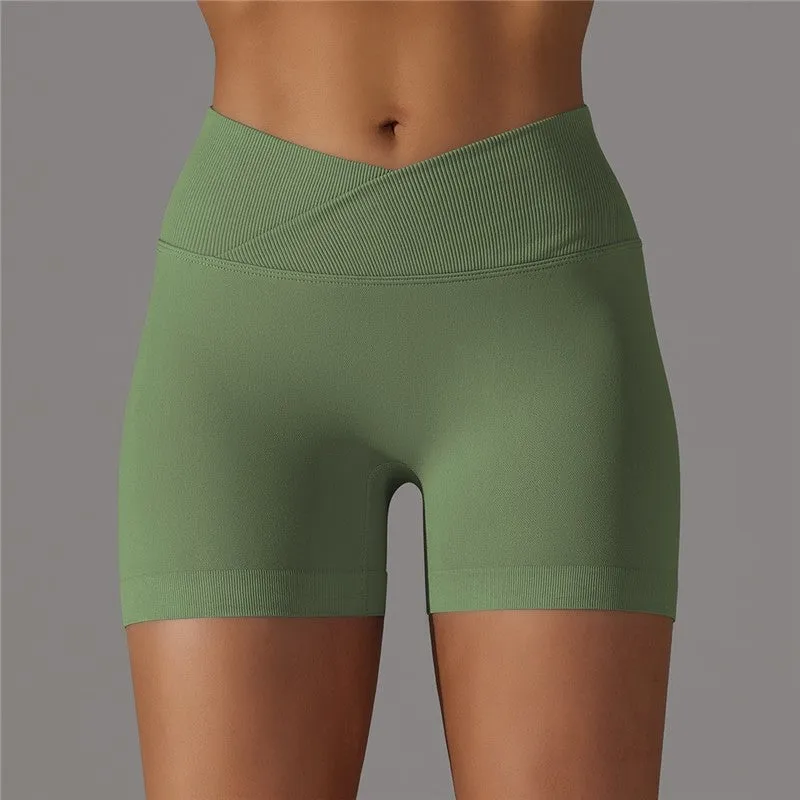 Seamless Breathable Solid Color Athletic Shorts
