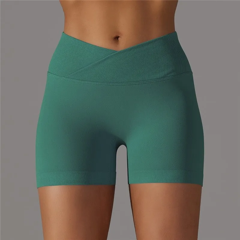 Seamless Breathable Solid Color Athletic Shorts