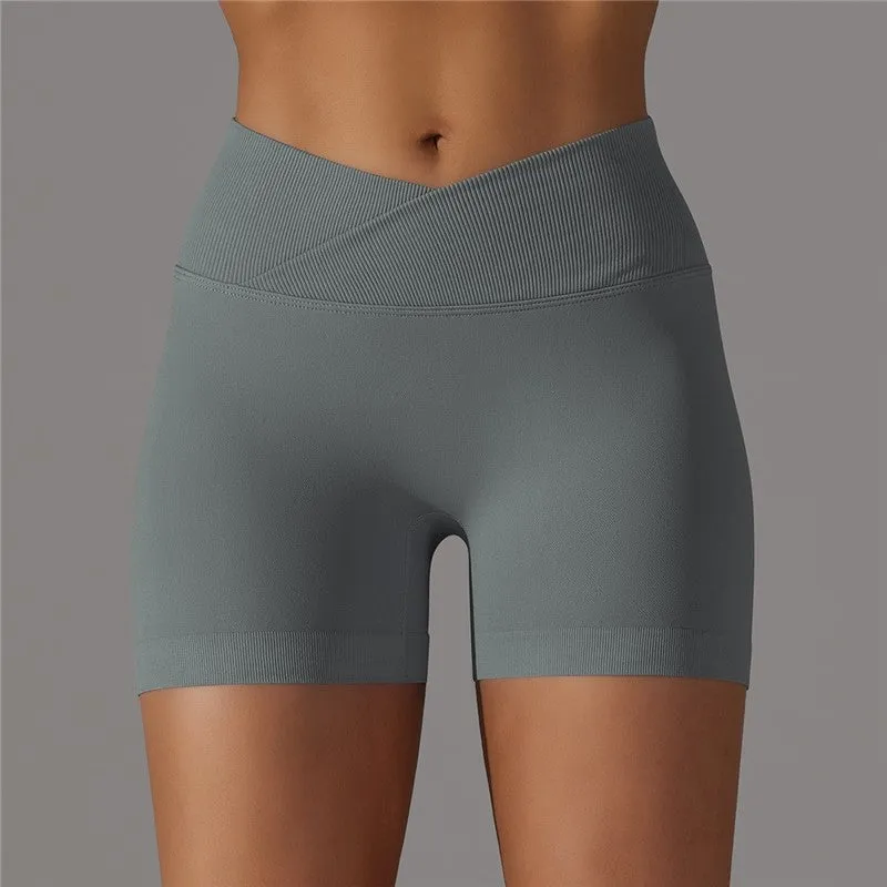 Seamless Breathable Solid Color Athletic Shorts