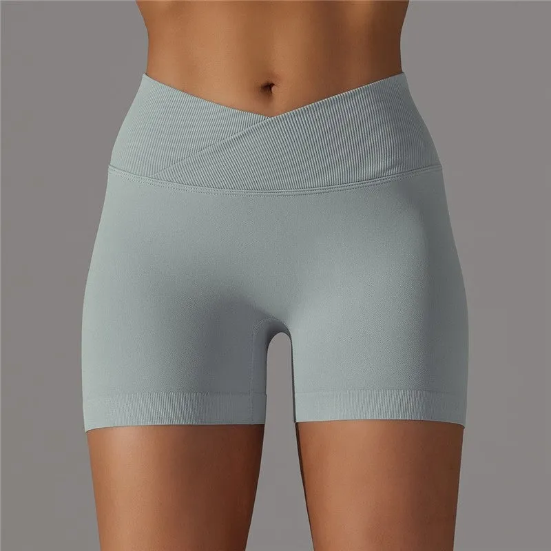 Seamless Breathable Solid Color Athletic Shorts