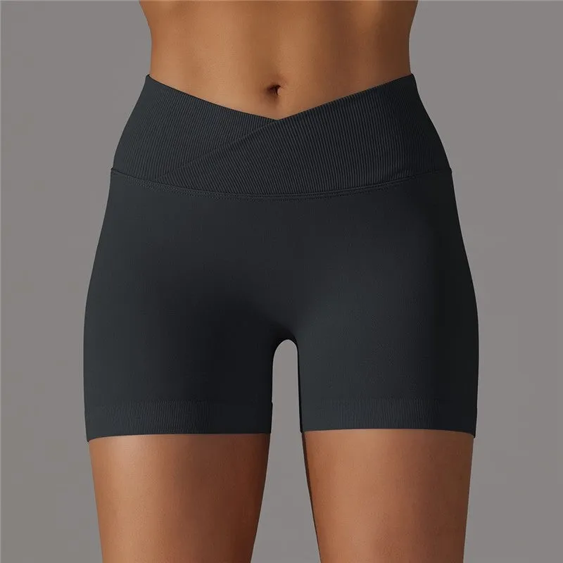 Seamless Breathable Solid Color Athletic Shorts