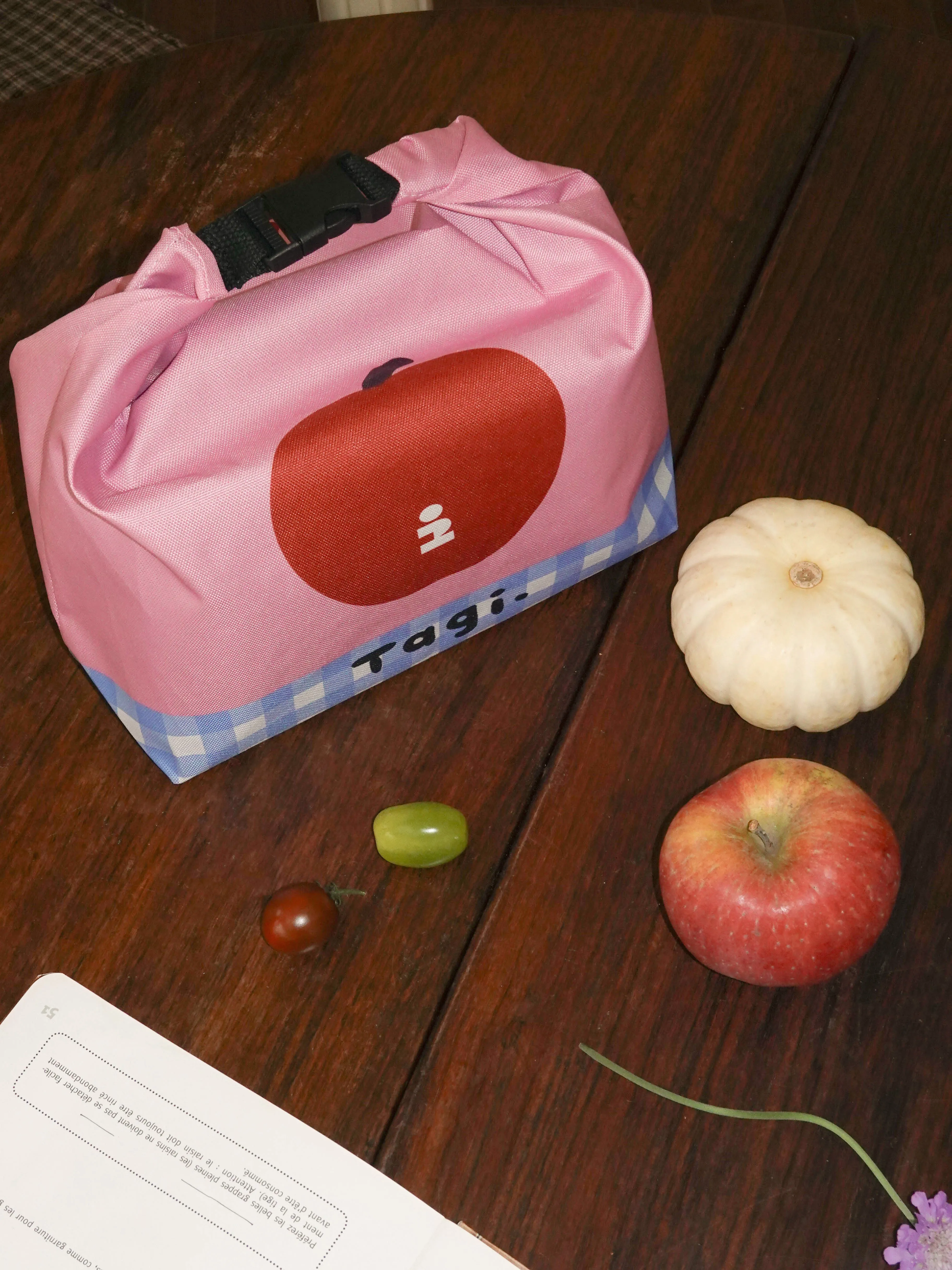 Tagi. imagine Apple Portable Storage Bag