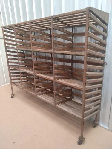 Tasty bakery rack