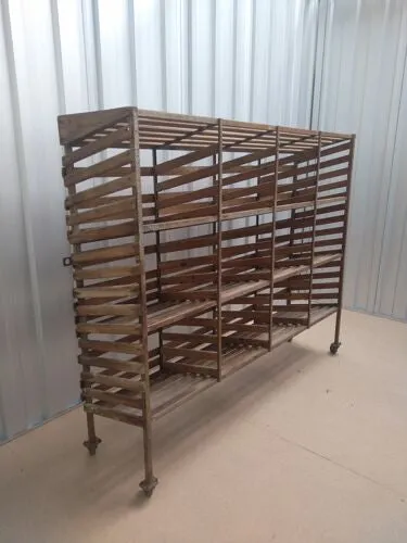 Tasty bakery rack