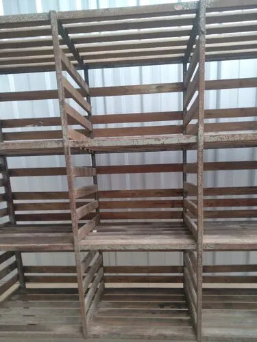 Tasty bakery rack