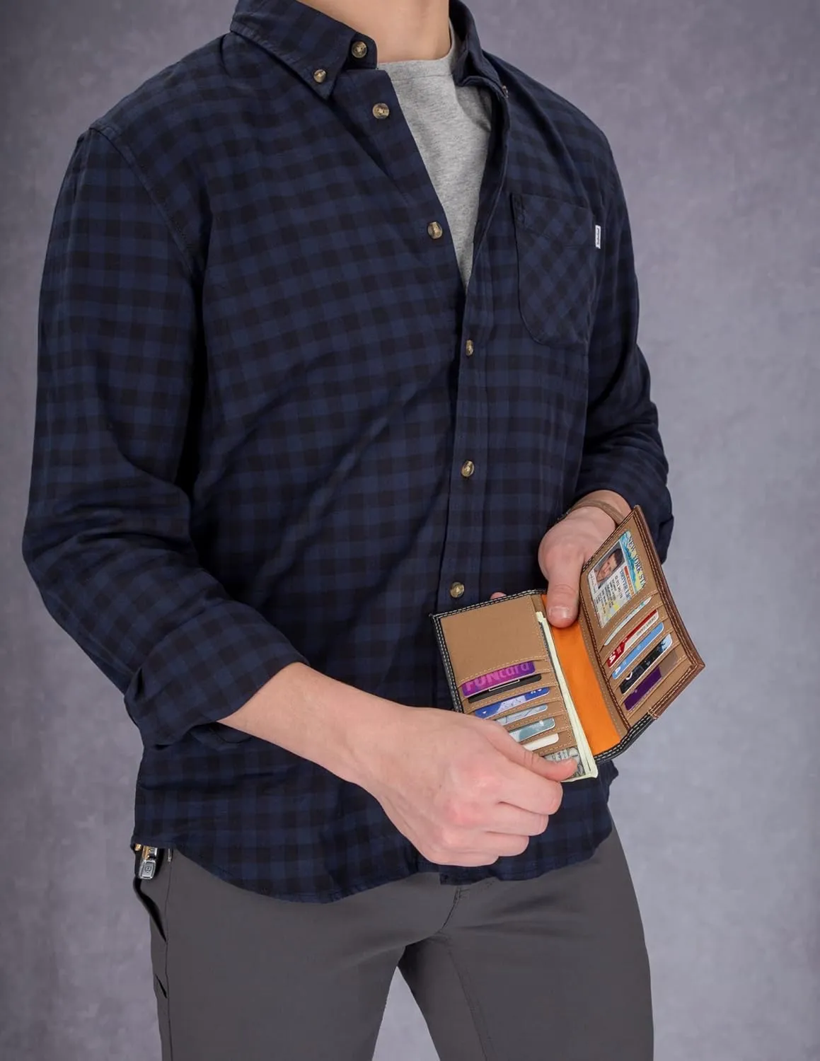 Timberland PRO Men's Leather Long Bifold Rodeo Wallet with RFID