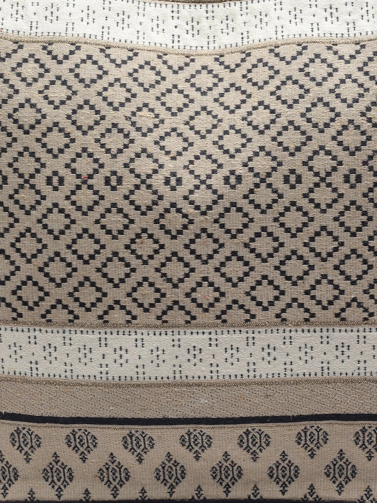 Tribal Jacquard Cotton Canvas Handheld Bag
