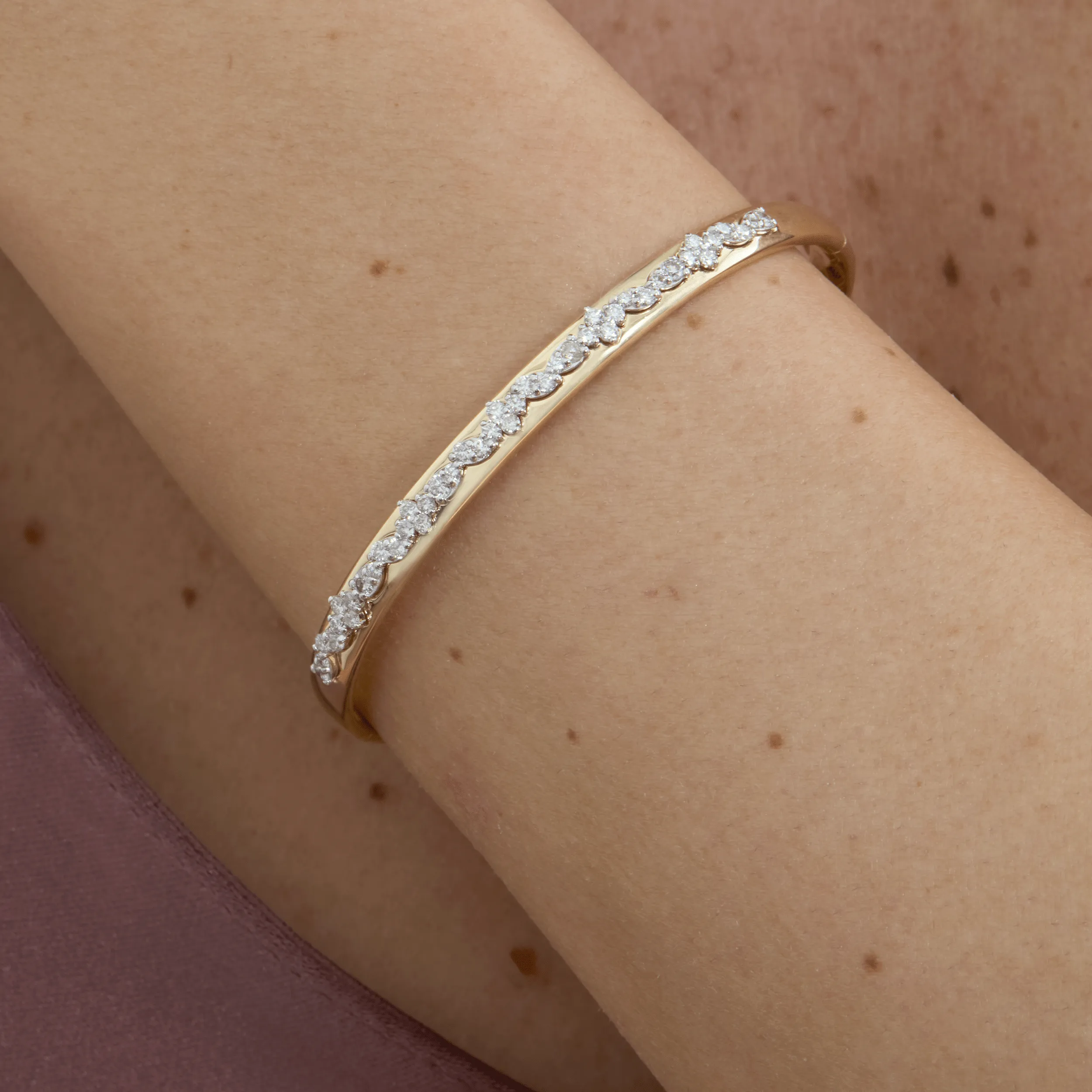 Unique Natural Diamond Bangle, Sarahi