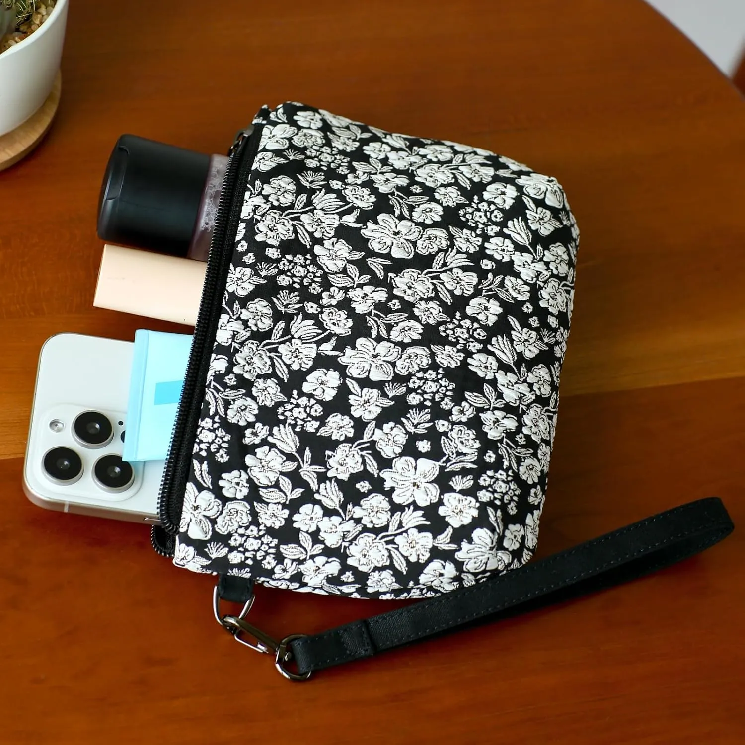 Women Zipper Wristlet Wallet with Coin Pocket