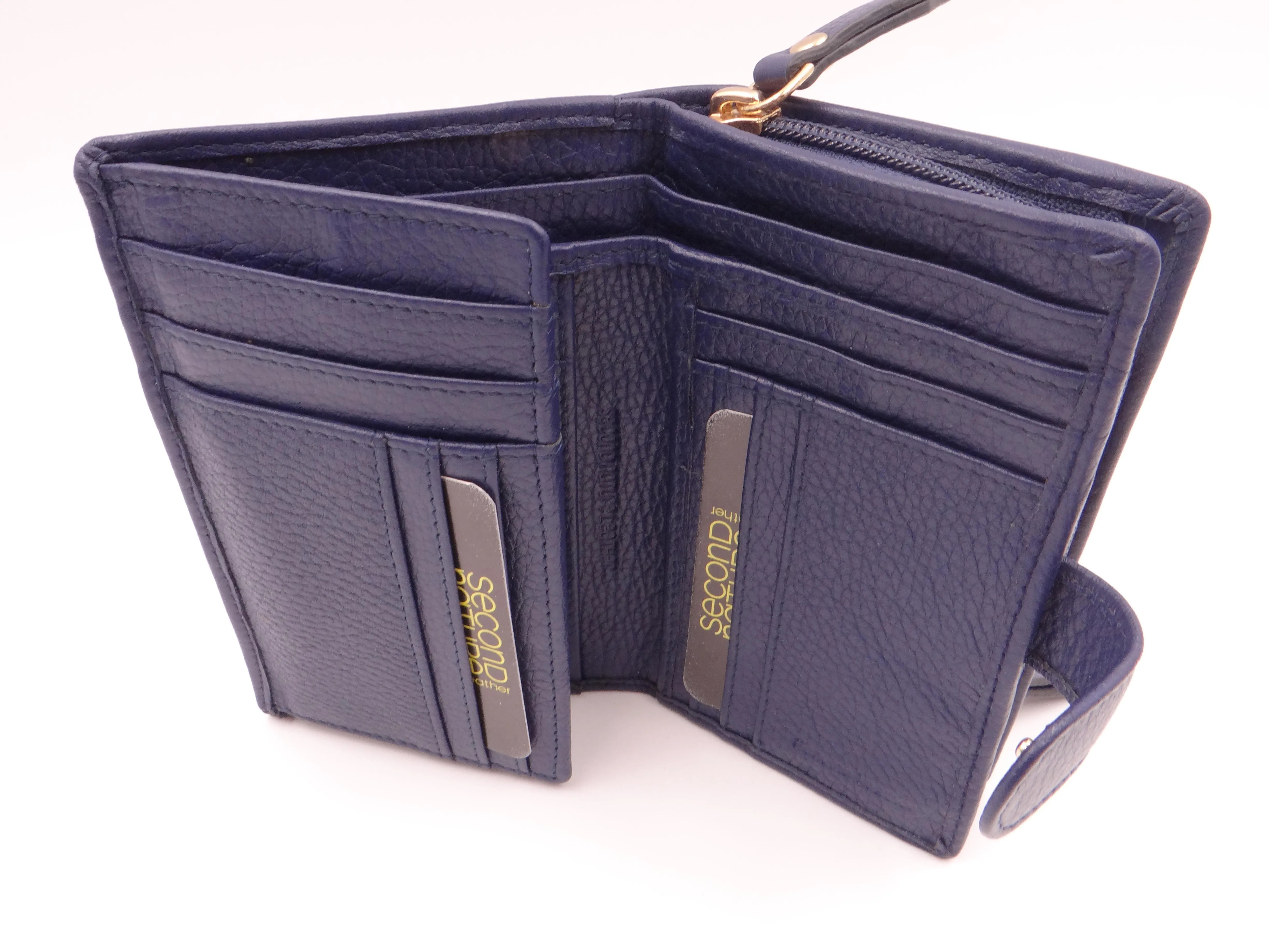 Womens Medium Wallet