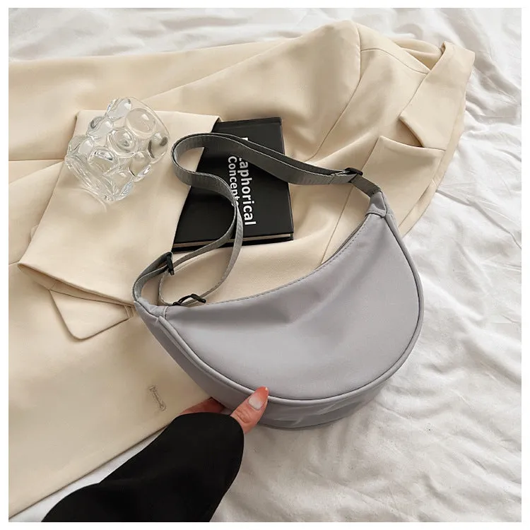 Women's Nylon Trendy Dumpling Lightweight Style Crossbody Bags