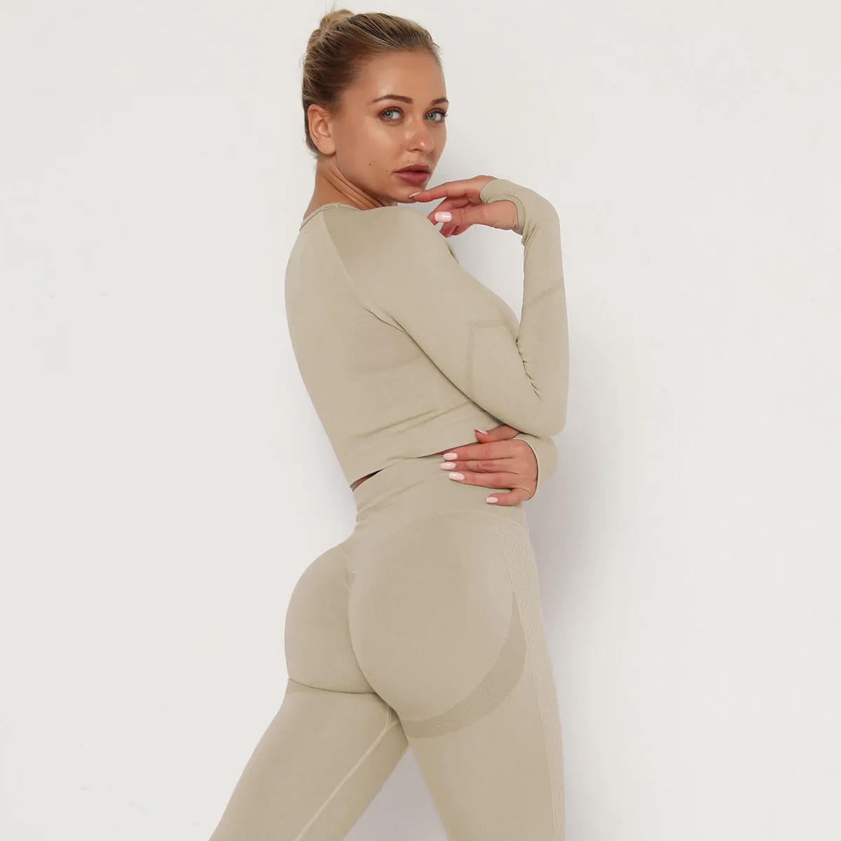 Women's  Seamless Breathable Long Sleeve Yoga Sportswear